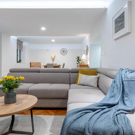 3 Bedroom In *