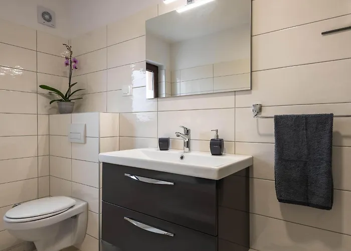 3 Bedroom In * Pula