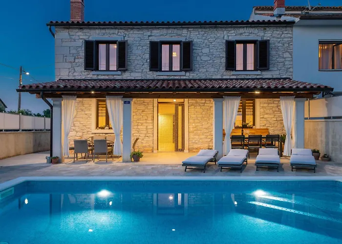 Casa vacanze 3 Bedroom In Pola