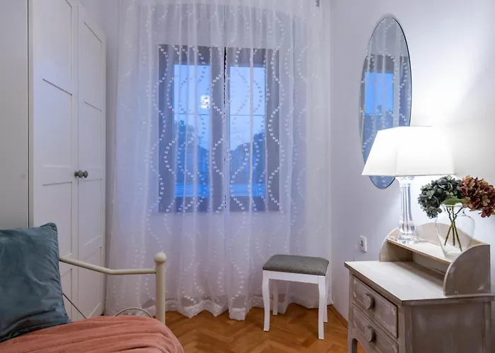 Dom wakacyjny 3 Bedroom In *